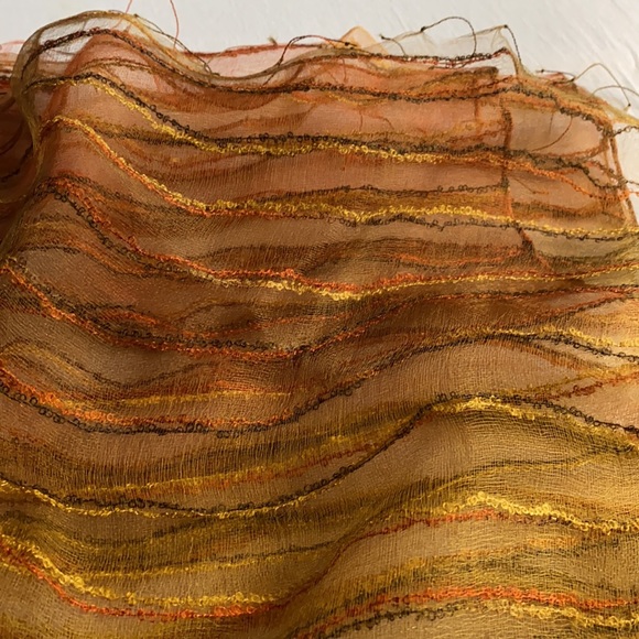 SALE 🛍️ Warm Colors Abound - The Perfect Scarf - Picture 4 of 8